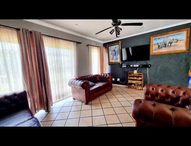 3 BEDROOM HOUSE FOR SALE IN BRACKENDOWNS